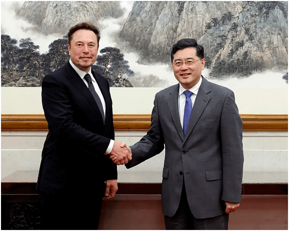 US Business Figure Condemns Elon Musk's China Preference as Detrimental to India's Interests