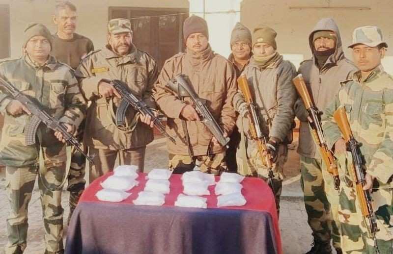 Major Drug Bust: BSF Seizes 2.16 Kg Heroin and 21 Pistols in Punjab ...